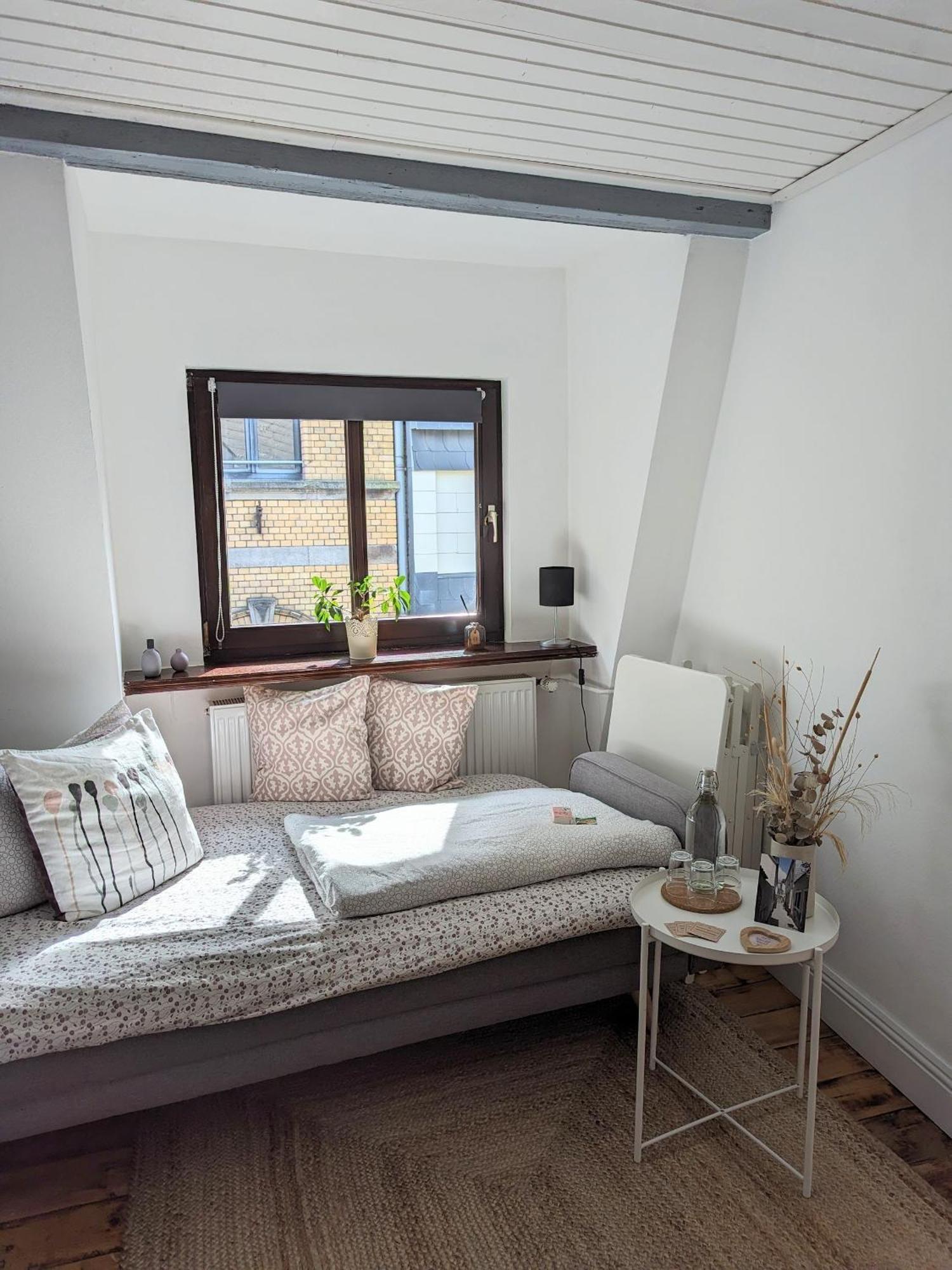 Apartment Iii Rhein Charme Gemuetlichkeit, Style & Geschichte Bei Katrin Und Familie Iii *