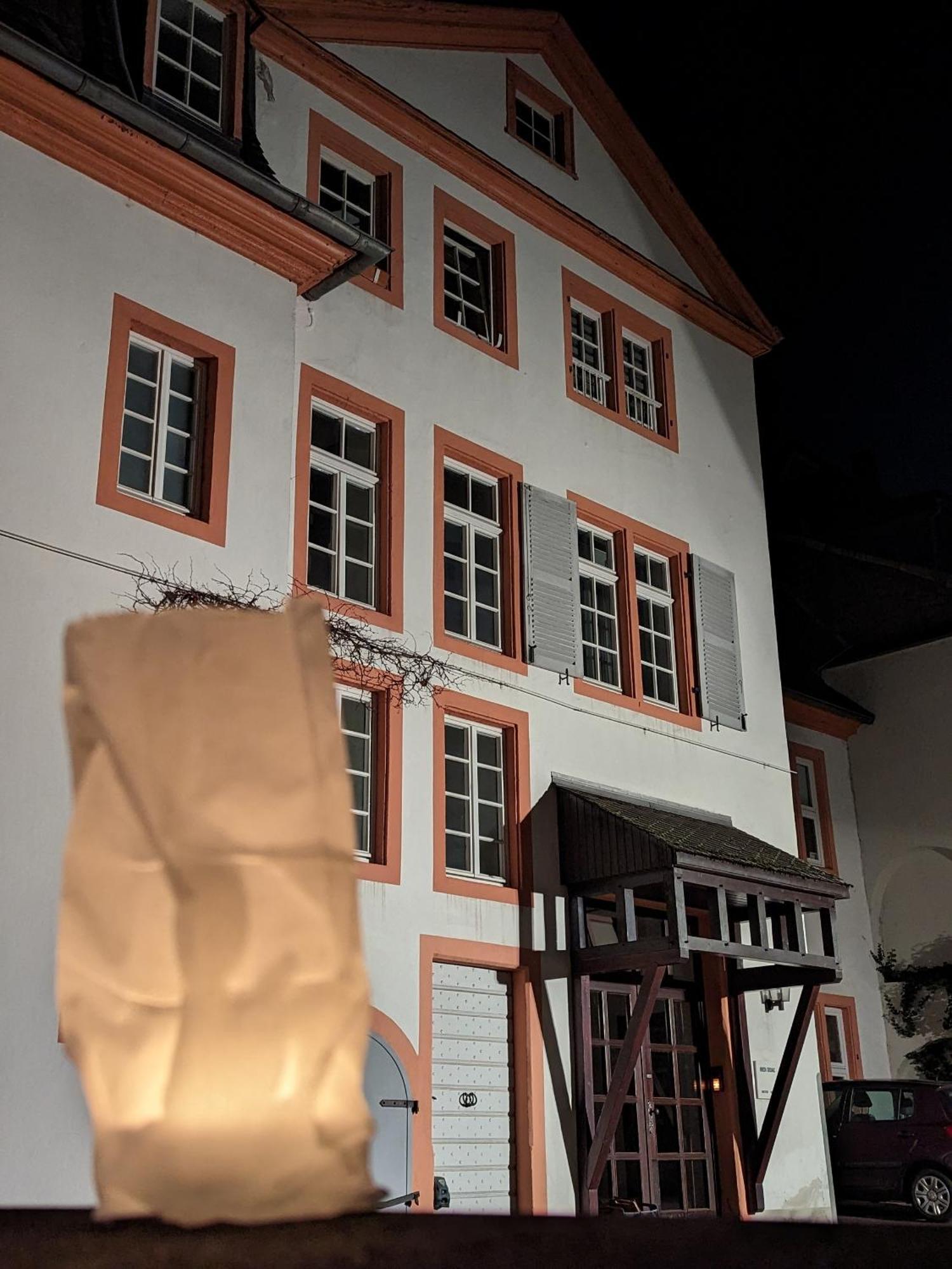 Appartement Iii Rhein Charme Gemuetlichkeit, Style & Geschichte Bei Katrin Und Familie Iii Koblenz (Rhineland-Palatinate)